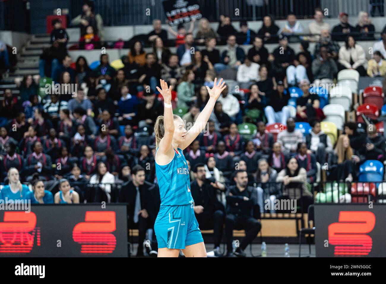 Le donne dei London Lions sconfiggono Kayseri Basketbol nella seconda tappa dei quarti di finale di EurocupWomen e avanzano verso le semifinali. Copperbox Arena, Londra, 28 febbraio 2024. copyright caroljmoir/alamy Foto Stock