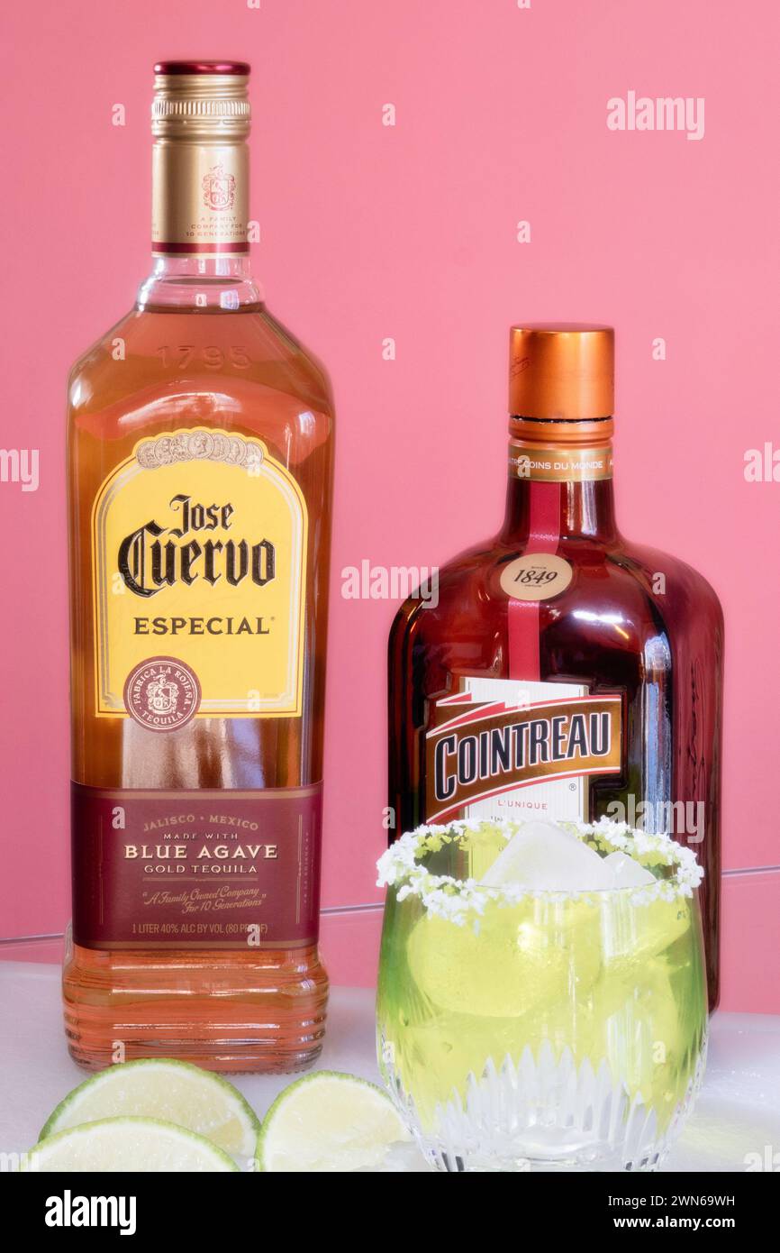 Jose Cuervo Tequila è eccellente per preparare cocktail di margarita, USA Foto Stock