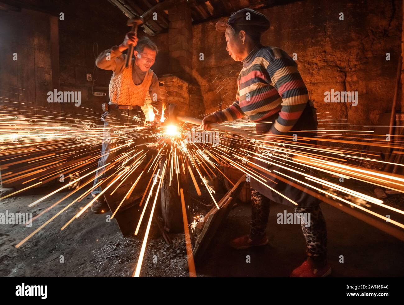 FUJIAN, CINA - 16 GENNAIO 2016 - (FILE) la foto scattata il 16-17 gennaio 2016 mostra la città di Heping, nella provincia del Fujian della Cina sudorientale, per la quale è famosa Foto Stock