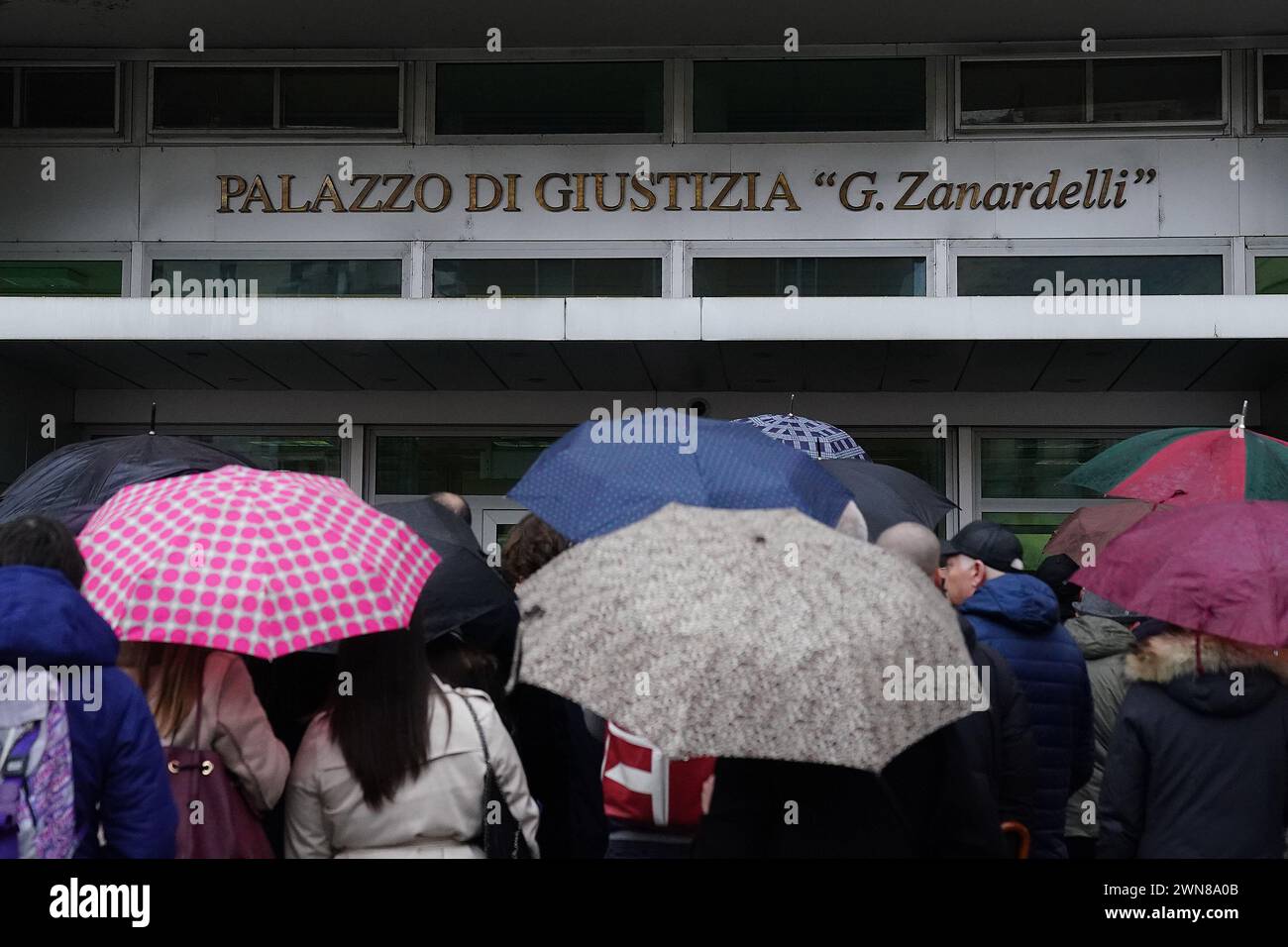 Foto Spada/LaPresse 01 marzo 2024 - Brescia, Italia - cronaca - Tribunale di Brescia prima udienza della revisione del processo della strage di erba nella foto: il Tribunale di Brescia 01 marzo 2024, 2024 Brescia, Italia - relazione - Tribunale del calcio di Brescia prima udienza della revisione del processo al massacro di erba nella foto: tribunale di Brescia credito: LaPresse/Alamy Live News Foto Stock