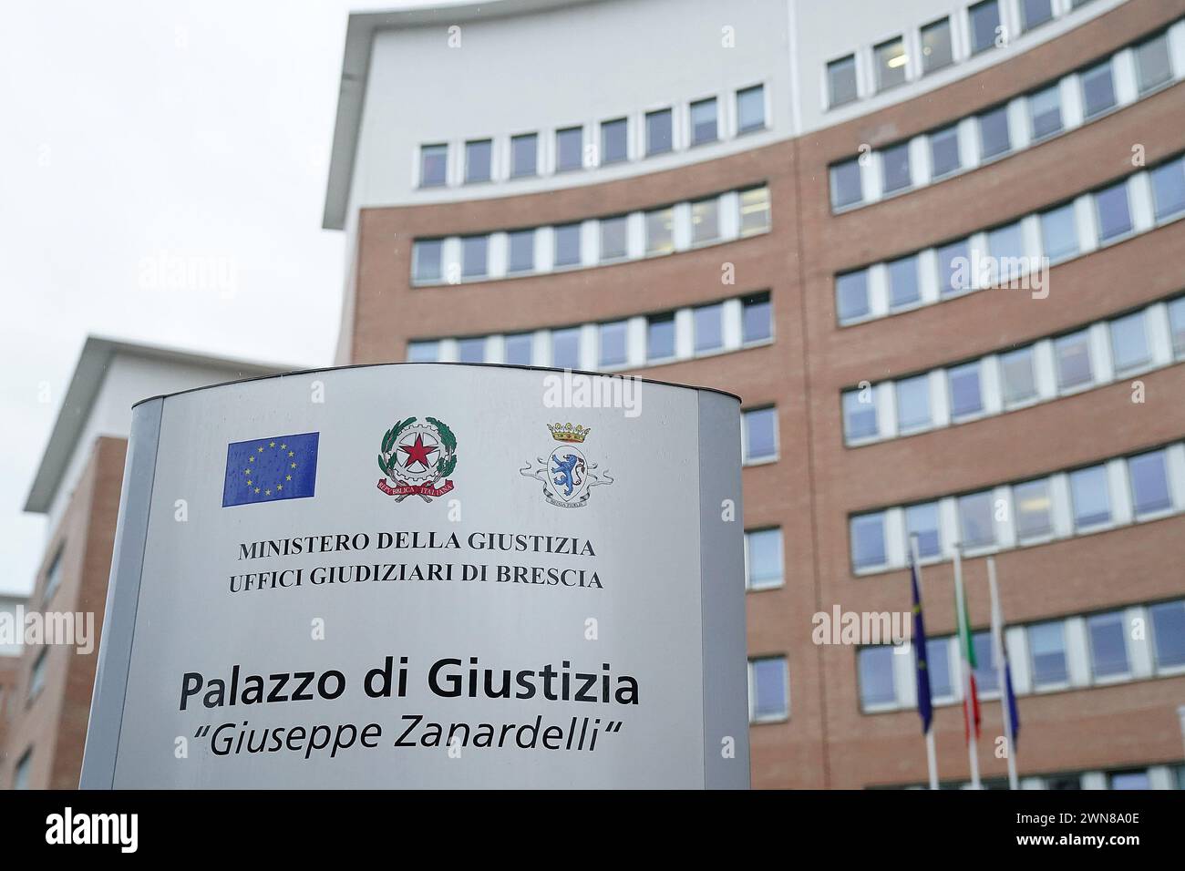 Foto Spada/LaPresse 01 marzo 2024 - Brescia, Italia - cronaca - Tribunale di Brescia prima udienza della revisione del processo della strage di erba nella foto: il Tribunale di Brescia 01 marzo 2024, 2024 Brescia, Italia - relazione - Tribunale del calcio di Brescia prima udienza della revisione del processo al massacro di erba nella foto: tribunale di Brescia credito: LaPresse/Alamy Live News Foto Stock