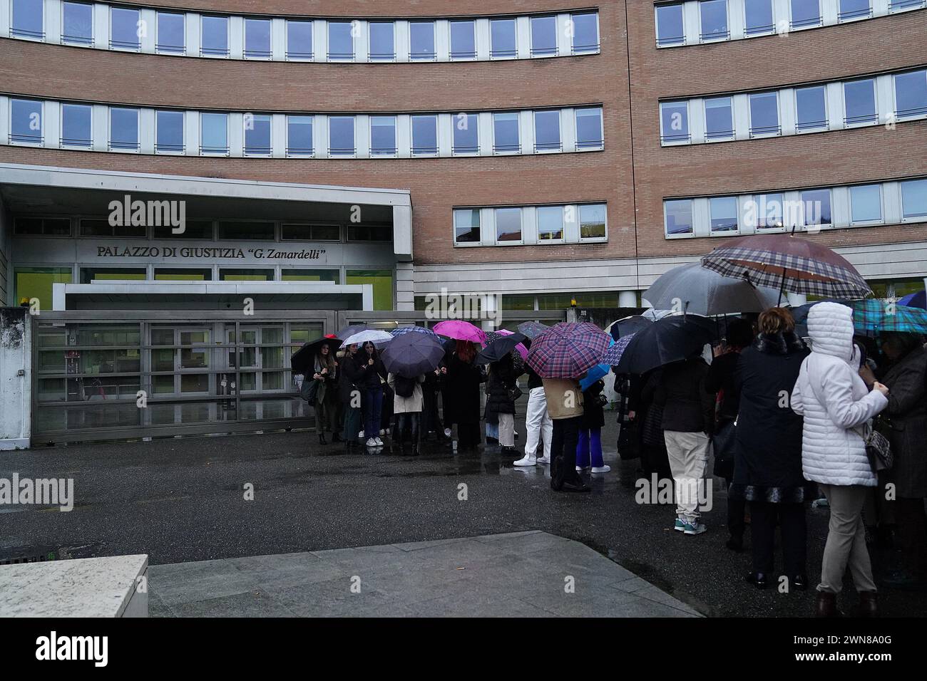 Foto Spada/LaPresse 01 marzo 2024 - Brescia, Italia - cronaca - Tribunale di Brescia prima udienza della revisione del processo della strage di erba nella foto: il Tribunale di Brescia 01 marzo 2024, 2024 Brescia, Italia - relazione - Tribunale del calcio di Brescia prima udienza della revisione del processo al massacro di erba nella foto: tribunale di Brescia credito: LaPresse/Alamy Live News Foto Stock