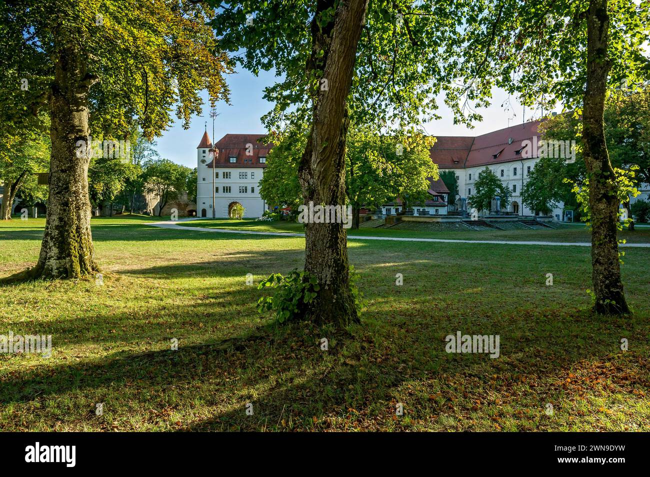 Cortile interno con castello della fortezza di Wuelzburg, edificio fortificato rinascimentale, Weissenburg in Baviera, Altmuehltal, Media Franconia Foto Stock