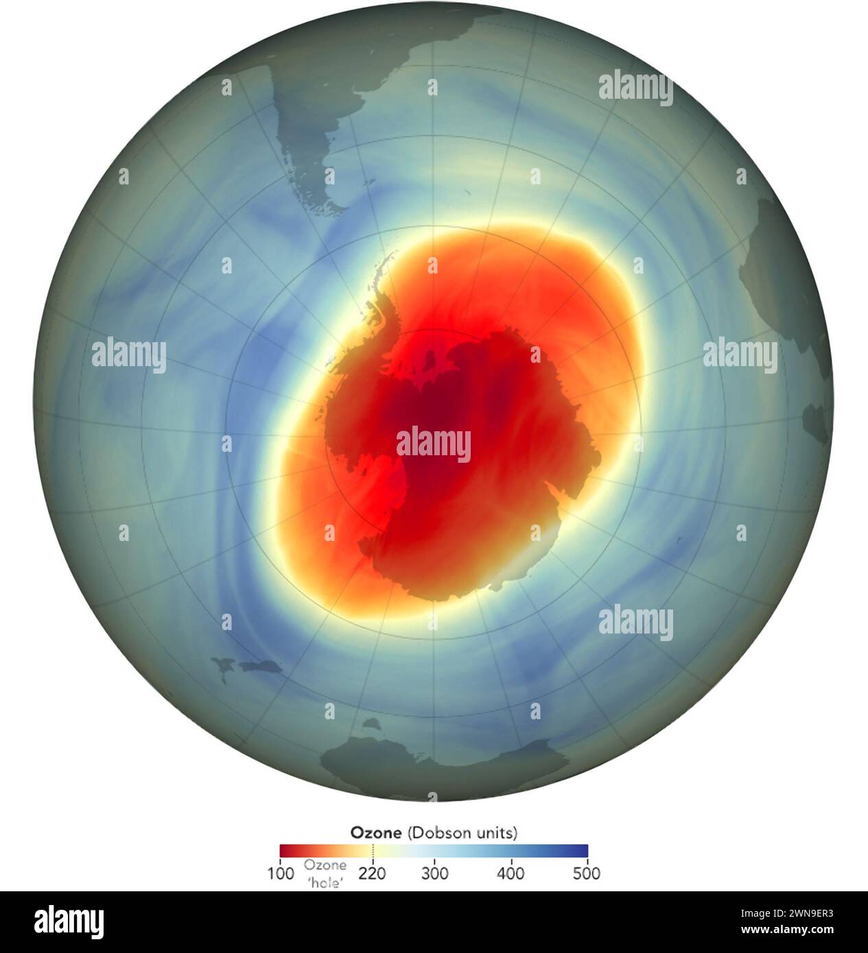 Questa grafica composta dai dati satellitari GOES-5 della NASA mostra l'estensione del buco dell'ozono sull'Antartide nel 2022 Foto Stock