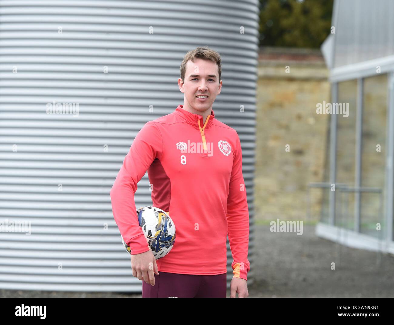 Oriam Sports Centre Edinburgh.Scotland.UK.1 marzo Hearts Press conference for Cinch Premiership Match vs Celtic Hearts Calem Nieuwenhof . Crediti: eric mccowat/Alamy Live News Foto Stock