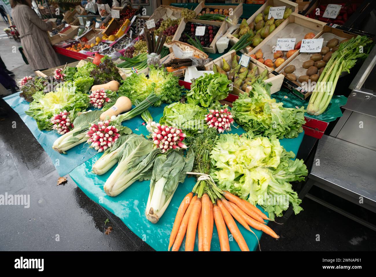 Street food, mercato aperto a Parigi, Francia Foto Stock