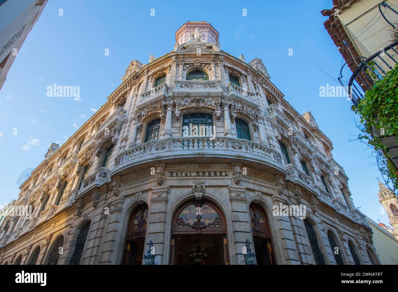 Hotel Raquel in via Calle Amargura in via Calle San Ignacio a l'Avana Vecchia (la Habana Vieja), Cuba. L'Avana Vecchia è un sito patrimonio dell'umanità dell'UNESCO. Foto Stock