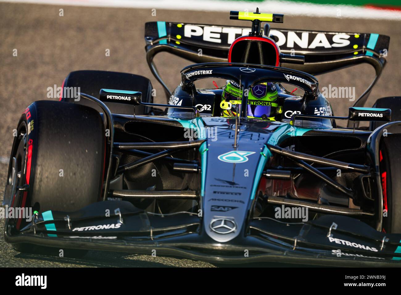 Durante il Gran Premio di Formula 1 Gulf Air Bahrain 2024, 1° round del Campionato del mondo di Formula 1 FIA 2024 dal 29 febbraio al 2 marzo 2024 sul circuito Internazionale del Bahrain, a Sakhir, in Bahrein Foto Stock