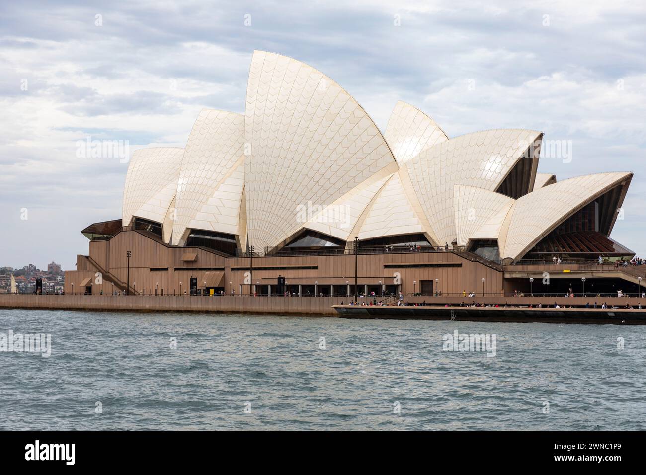 Sydney Opera House a bennelong Point, 2024 immagini, arte e centro culturale patrimonio mondiale dell'UNESCO, NSW, Australia, 2024 Foto Stock