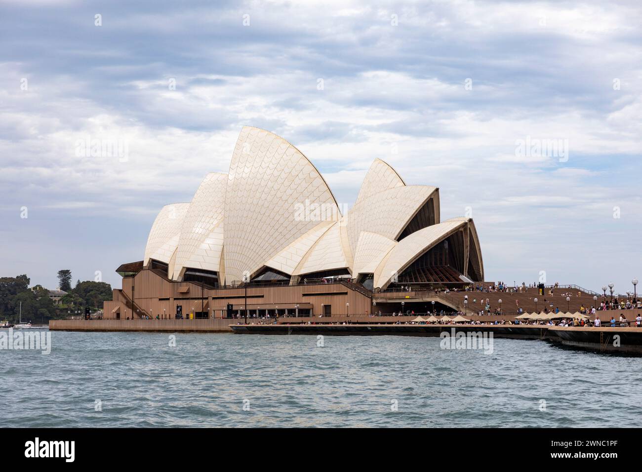 Sydney Opera House a bennelong Point, 2024 immagini, arte e centro culturale patrimonio mondiale dell'UNESCO, NSW, Australia, 2024 Foto Stock