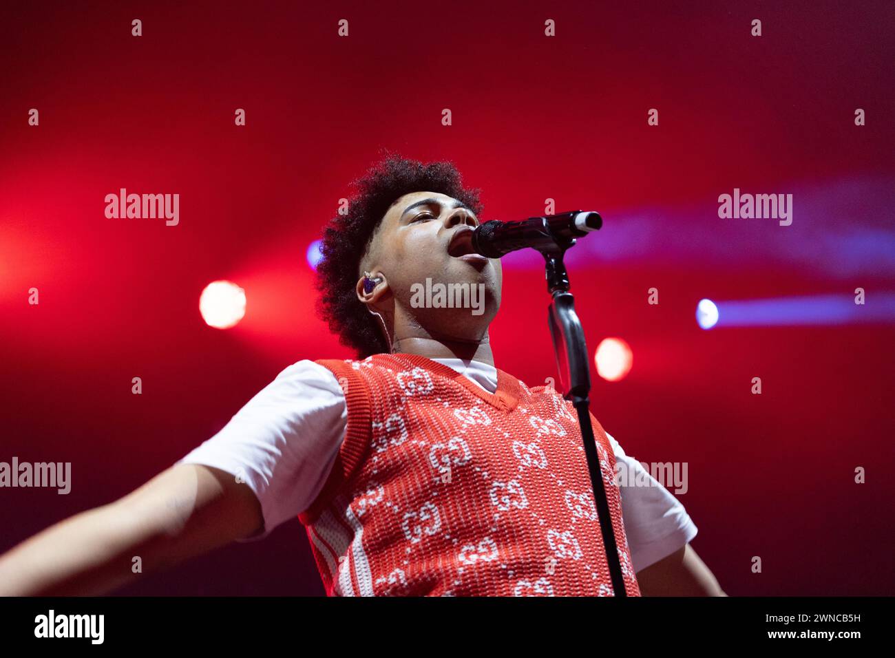 Londra, Regno Unito. 1 marzo 2024. Il cantante britannico Sekou si esibisce all'Eventim Apollo di Hammersmith come parte del Snow Hard Feelings Tour 2024 di Renee Rapp. Sekou è nominato per il Brit Rising Star Award nel 2024. Crediti: Katie Collins/EMPICS/Alamy Live News Foto Stock