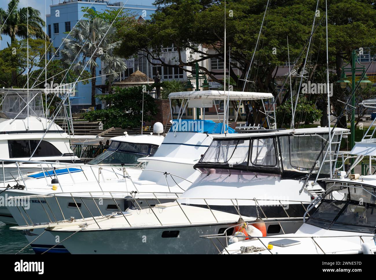 Barche ormeggiate nel porticciolo di Bridgetown, Barbados Foto Stock