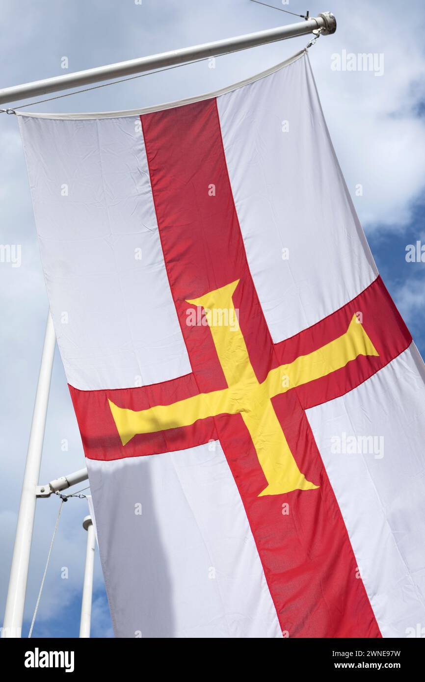 La bandiera di Guernsey, Baliwick di Guernsey. Foto Stock