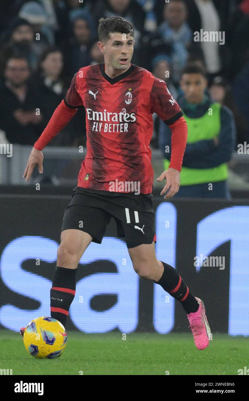 Roma, Italia. 1 marzo 2024. Christian Pulisic dell'AC Milan in azione durante la partita di serie A tra SS Lazio e AC Milan allo Stadio Olimpico il 1° marzo 2024 a Roma, italia (Credit Image: © Agostino Gemito/Pacific Press via ZUMA Press Wire) SOLO USO EDITORIALE! Non per USO commerciale! Foto Stock