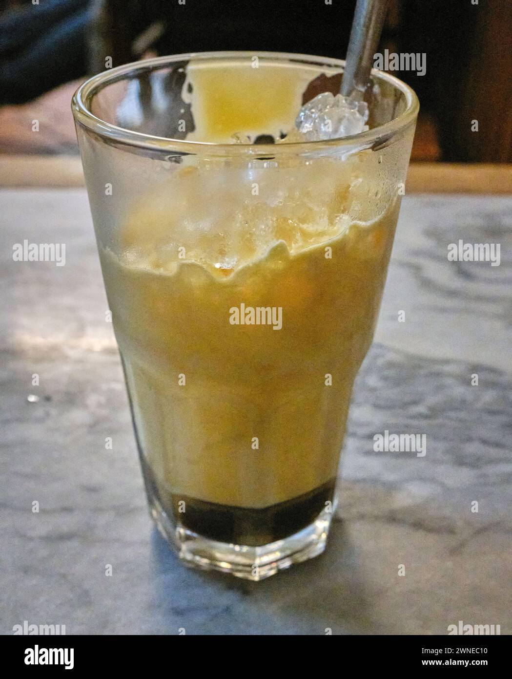 Gennaio 2024, vietnamita Iced Egg Coffee Foto Stock
