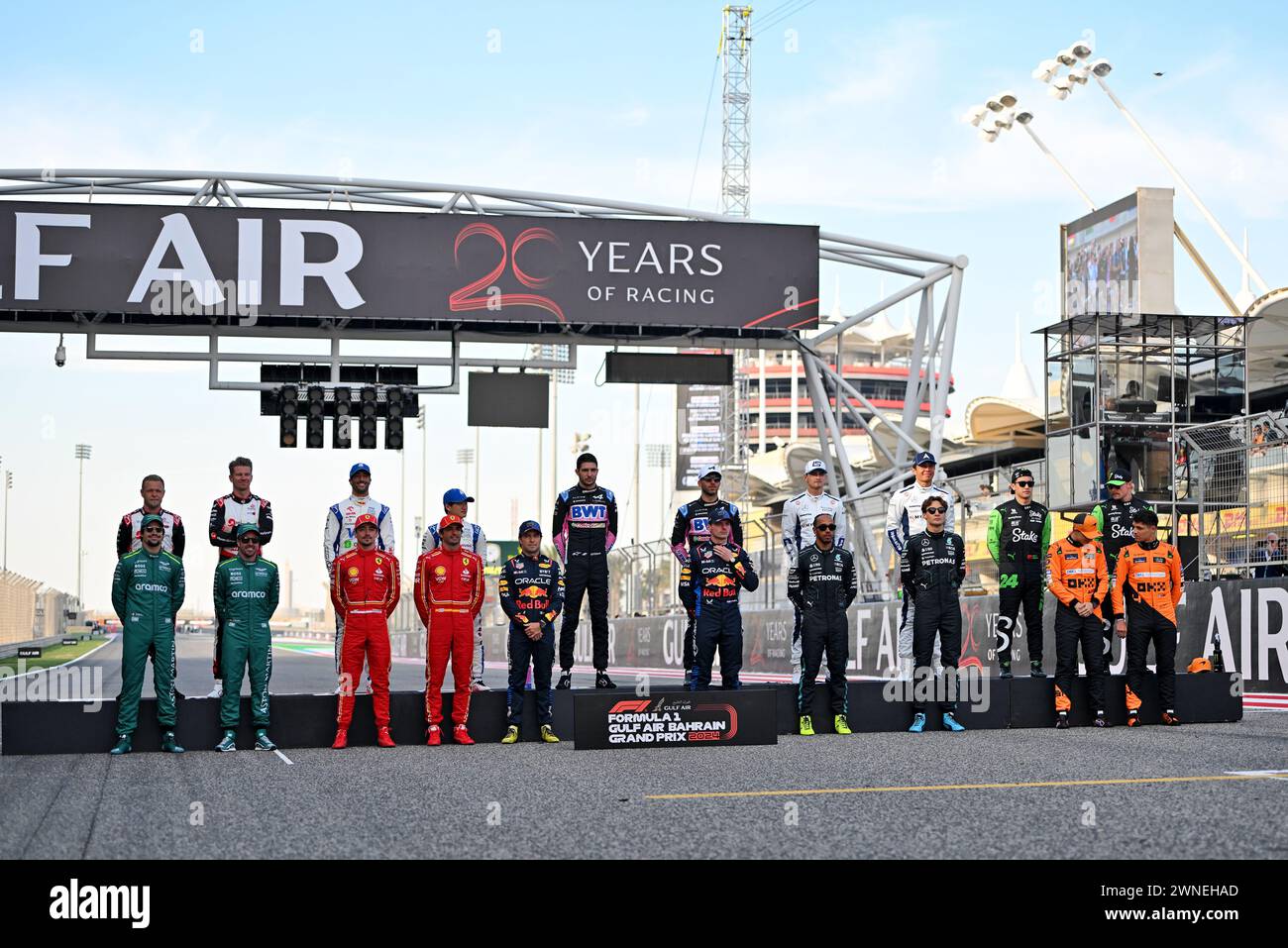 Sakhir, Bahrein. 2 marzo 2024. Fotografia di gruppo della classe 2024 dei conducenti. 02.03.2024. Campionato del mondo di formula 1, Rd 1, Gran Premio del Bahrain, Sakhir, Bahrain, giorno della gara. Il credito fotografico dovrebbe essere: XPB/Alamy Live News. Foto Stock