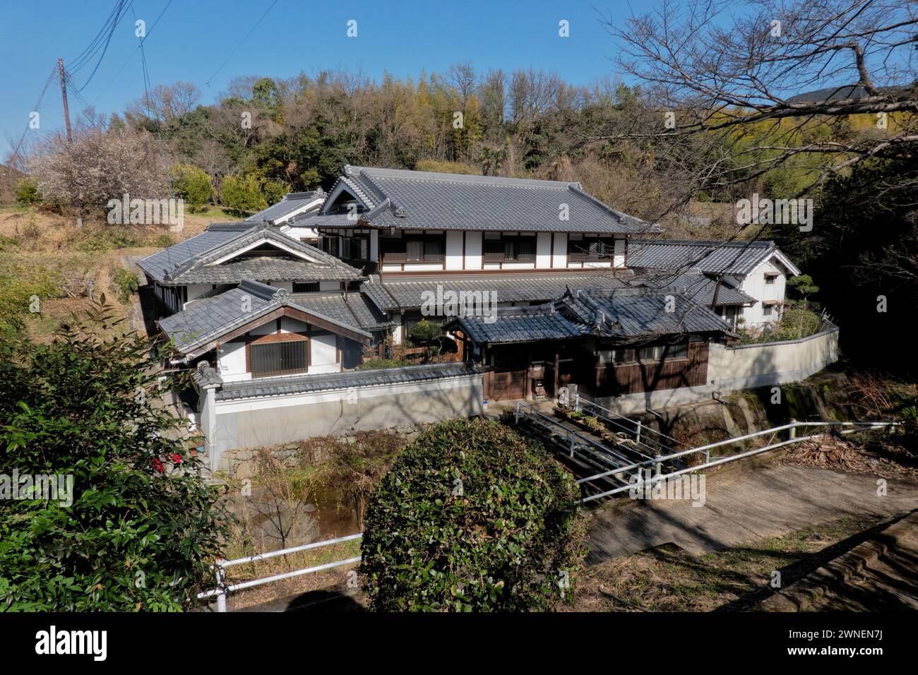 Casa tradizionale lungo il sentiero Yamanobe no Michi, Nara, Giappone Foto Stock