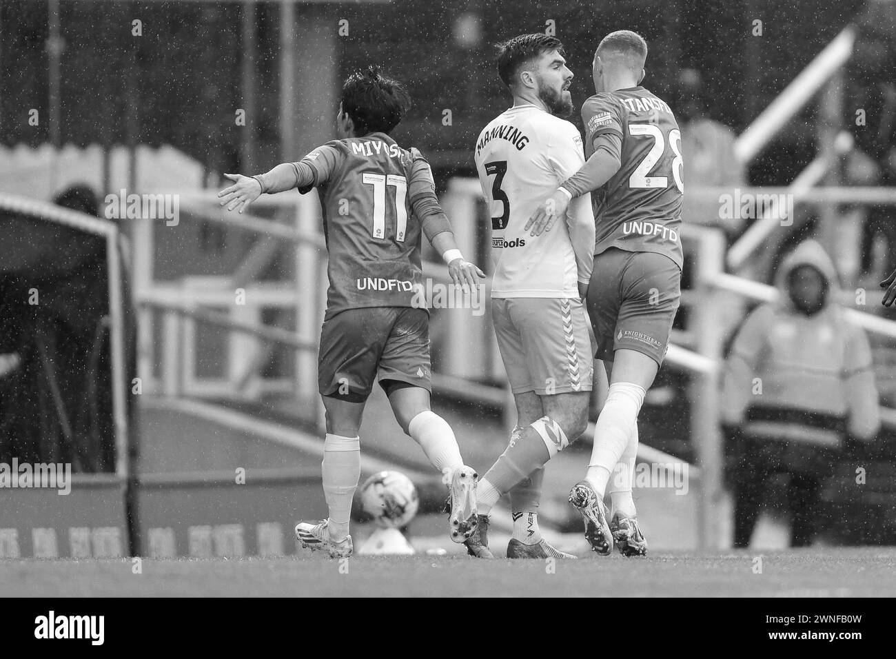 Birmingham, Regno Unito. 2 marzo 2024. Koji Myoshi di Birmingham City si è congratulato per il suo primo gol durante la partita del campionato EFL Sky Bet tra Birmingham City e Southampton a St Andrews, Birmingham, Inghilterra, il 2 marzo 2024. Foto di Stuart Leggett. Solo per uso editoriale, licenza richiesta per uso commerciale. Non utilizzare in scommesse, giochi o pubblicazioni di singoli club/campionato/giocatori. Crediti: UK Sports Pics Ltd/Alamy Live News Foto Stock