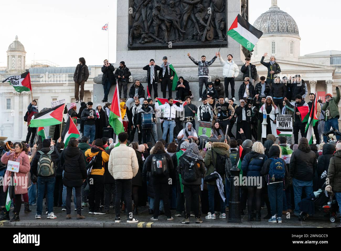 Londra, Regno Unito. 2 marzo 2024. Protesta a Westminster, invocata da Palestine Pulse, che chiede aiuti immediati alla popolazione assediata di Gaza e chiede l'arresto dei politici britannici "complici” in un conflitto descritto dallo studioso dell'Olocausto Raz Segal come un "caso di genocidio da manuale” e che è attualmente oggetto di indagine da parte della Corte penale internazionale. Crediti: Ron Fassbender/Alamy Live News Foto Stock