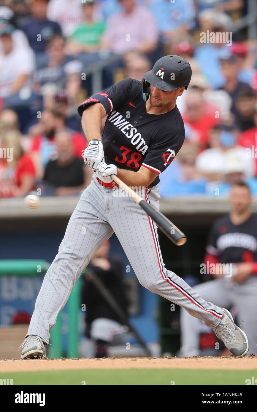 Clearwater, Florida, Stati Uniti. 2 marzo 2024. l'esterno destro dei Minnesota Twins Matt Wallner (38) giocò una doppia partita durante una partita di allenamento primaverile della MLB contro i Philadelphia Phillies il 2 marzo 2024 al BayCare Ballpark. I Phillies batterono i Twins per 3-2. (Credit Image: © Kim Hukari/ZUMA Press Wire) SOLO PER USO EDITORIALE! Non per USO commerciale! Foto Stock