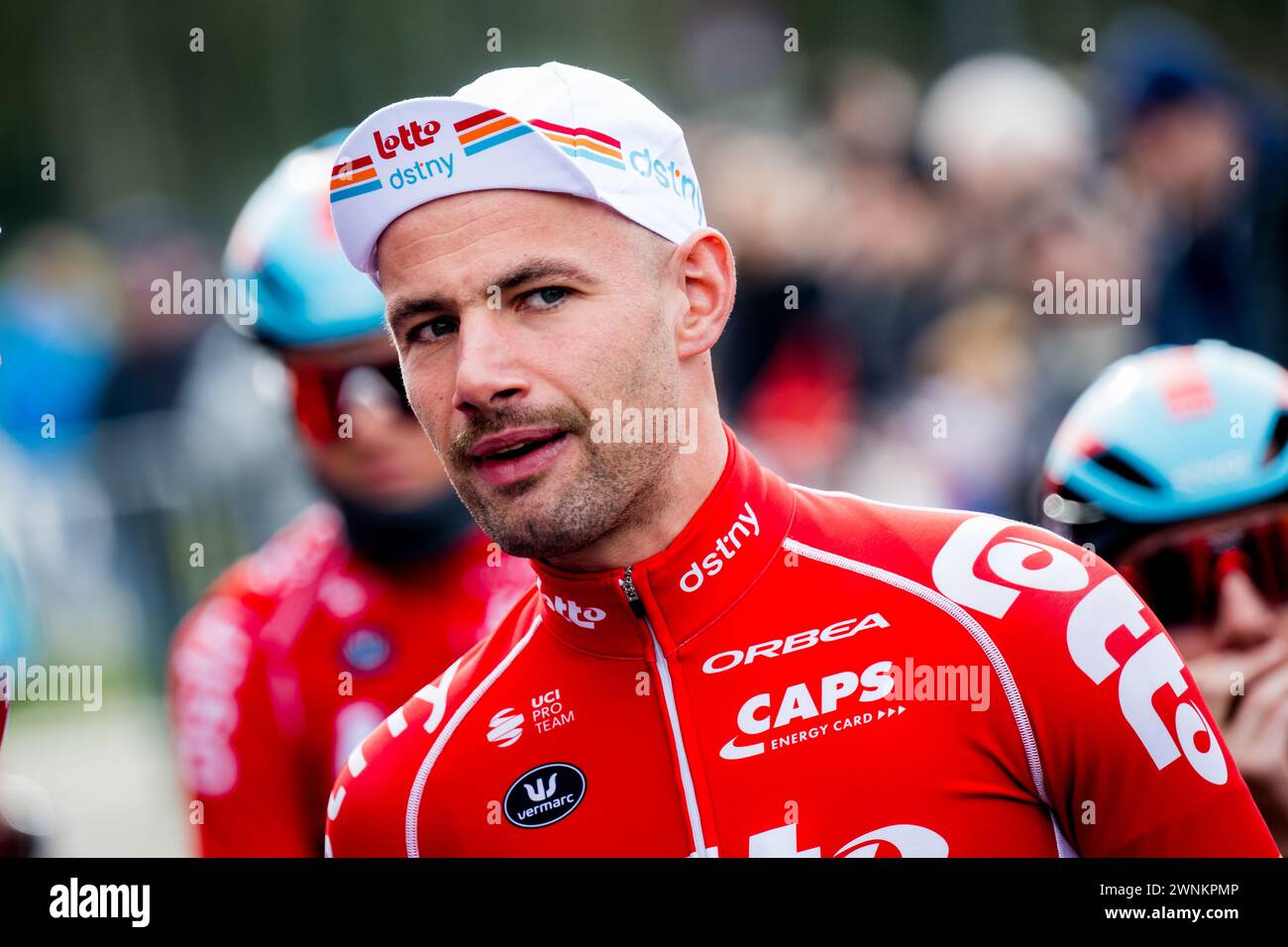 Les Mureaux, Francia. 3 marzo 2024. Il belga Victor Campenaerts di lotto Dstny si vede nella prima tappa della gara di ciclismo a tappe Parigi-Nizza di otto giorni, da e per Les Mureaux (157 km), domenica 03 marzo 2024. BELGA PHOTO JASPER JACOBS credito: Belga News Agency/Alamy Live News Foto Stock