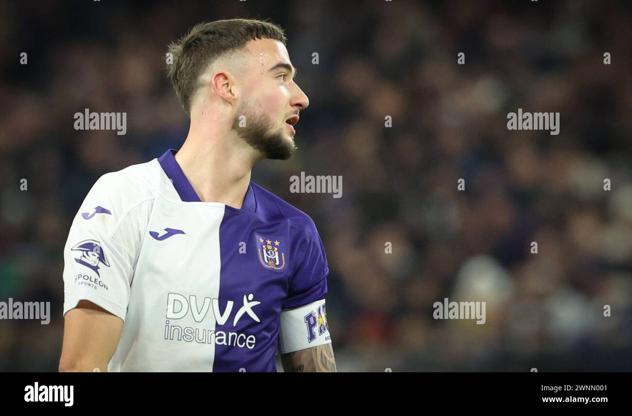 Bruxelles, Belgio. 3 marzo 2024. Zeno Debast dell'Anderlecht nella foto durante una partita di calcio tra RSC Anderlecht e KAS Eupen, domenica 03 marzo 2024 a Bruxelles, il giorno 28 della prima divisione del campionato belga 'Jupiler Pro League' 2023-2024. BELGA PHOTO VIRGINIE LEFOUR credito: Belga News Agency/Alamy Live News Foto Stock