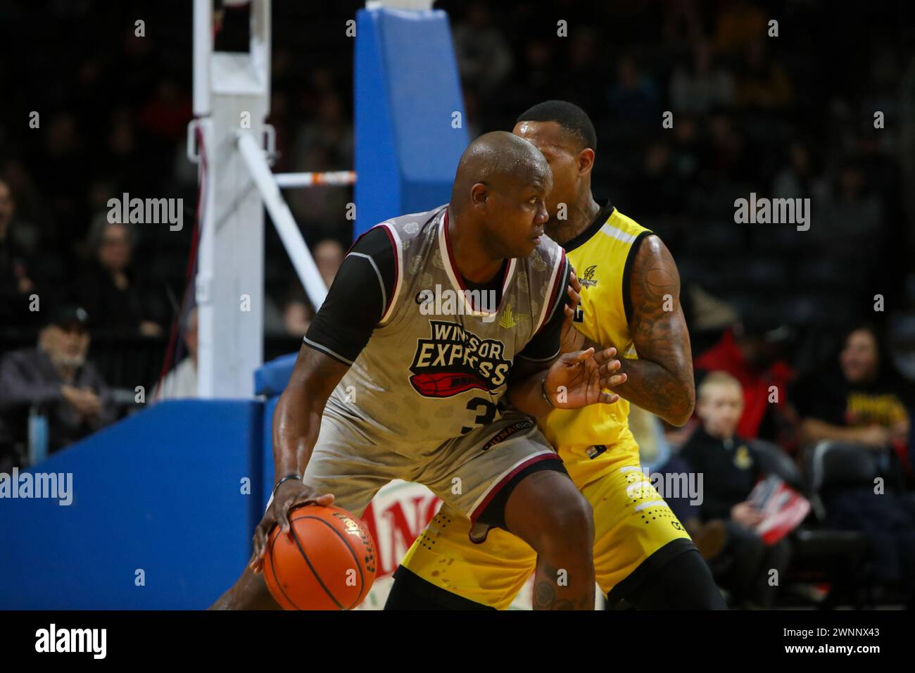 Londra, Canada. 3 marzo 2024. I Windsor Express sconfissero il London Lightning 100-95 nel regolamento.Paul Harrison(33) del Windsor Express. Crediti: Luke Durda/Alamy Live News Foto Stock