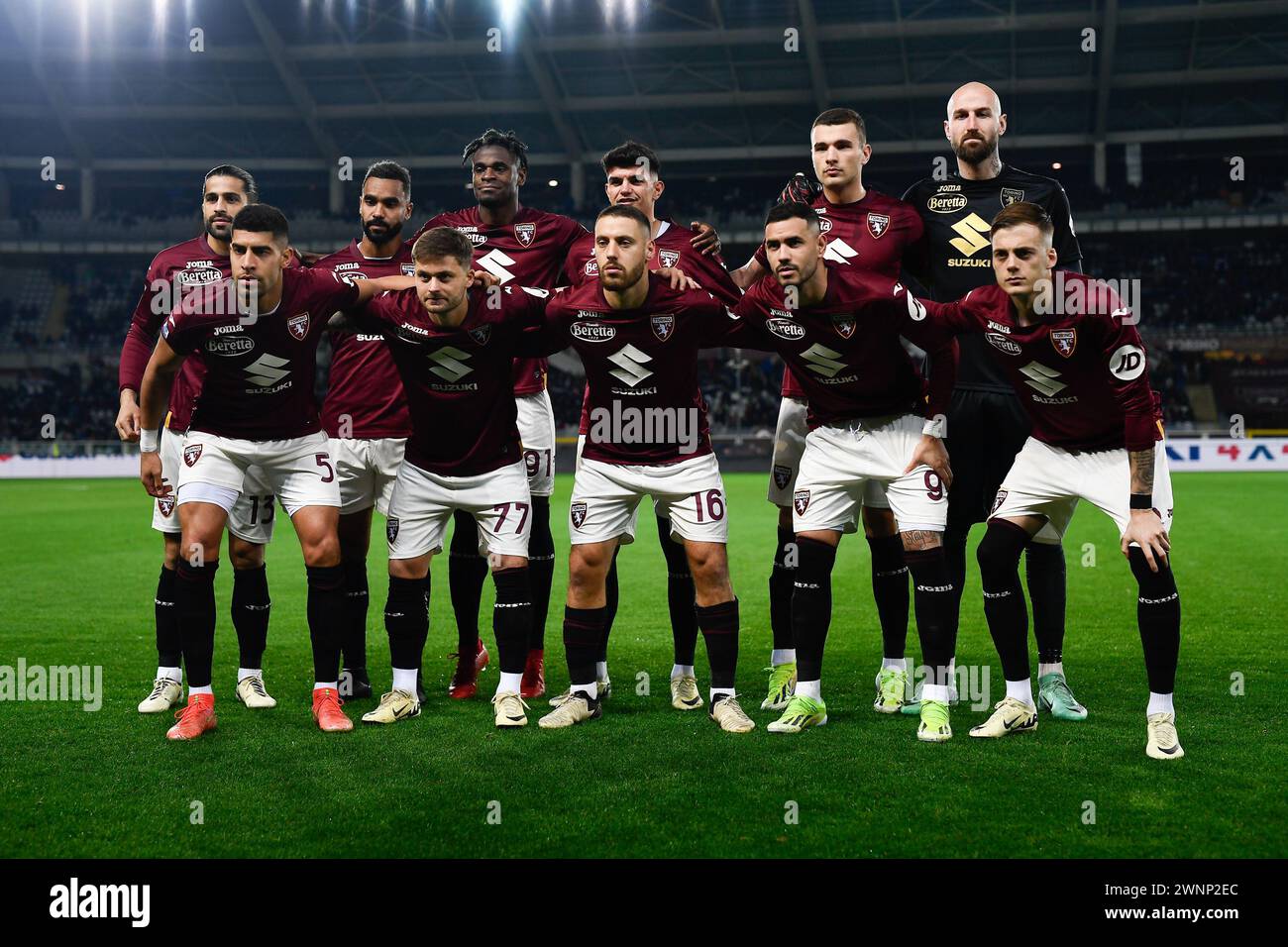 Il Torino FC pone prima della partita di serie A tra il Torino FC e l'ACF Fiorentina, allo Stadio Olimpico grande Torino, il 2 marzo 2024 a Torino, i Foto Stock