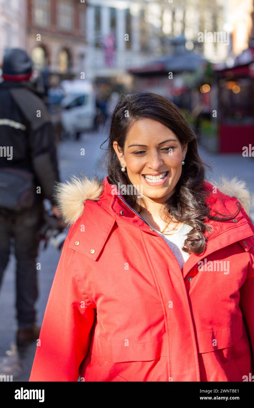 Londra, Regno Unito. 4 marzo 2024. Priti Patel è visto fuori Global radio Credit: Richard Lincoln/Alamy Live News Foto Stock