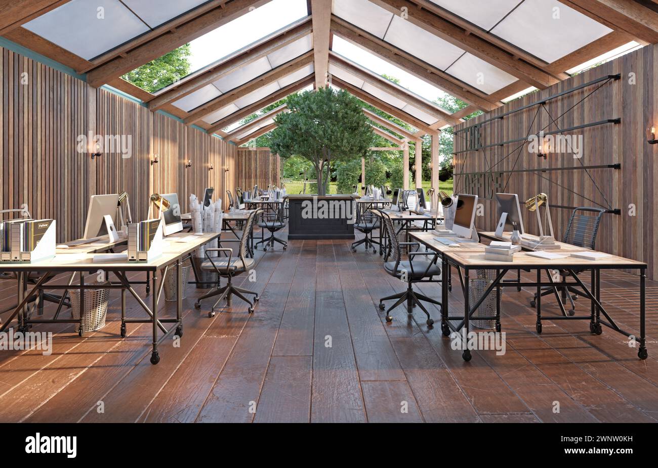 Un grande spazio open Office con pavimenti in legno Foto Stock