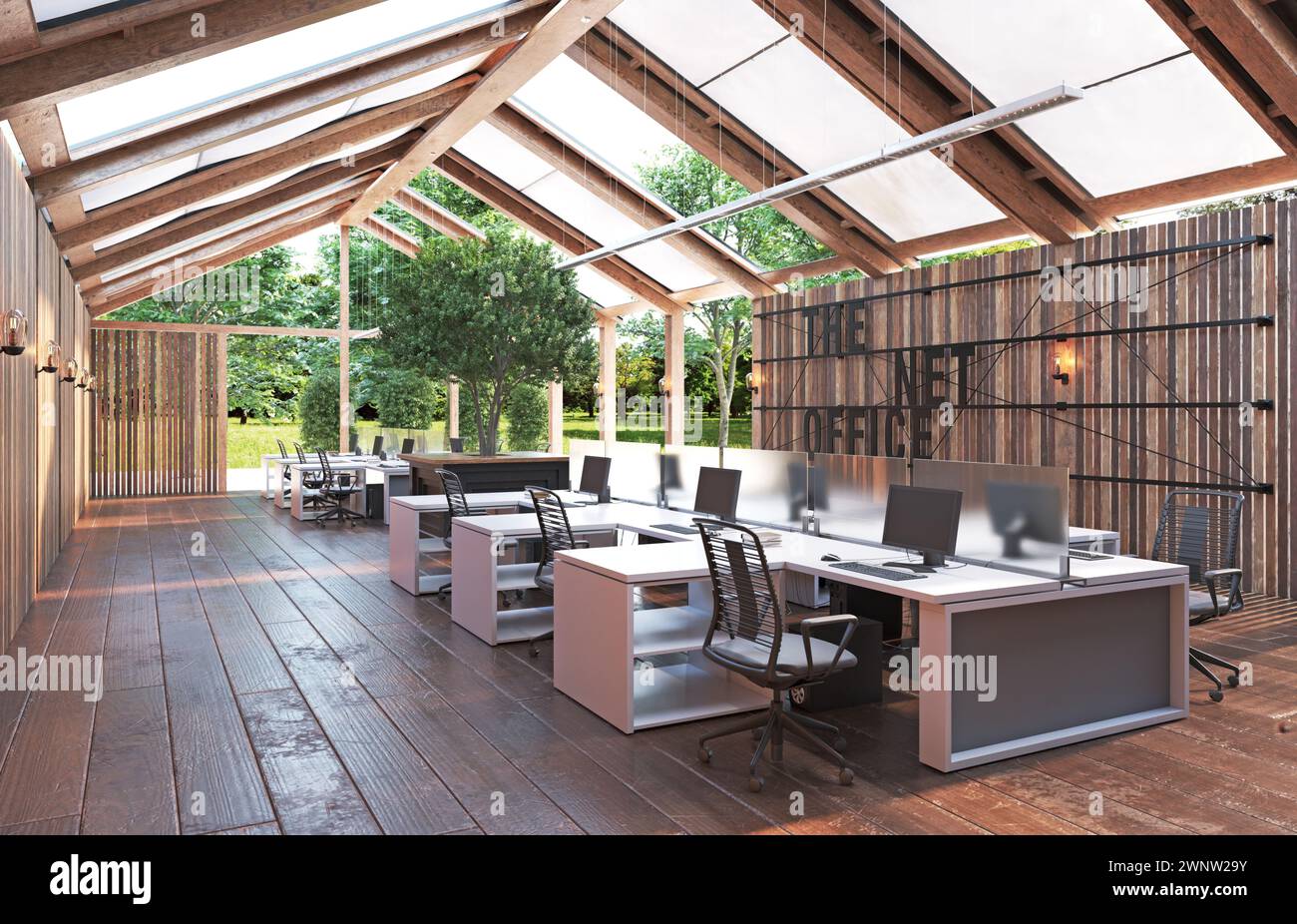 Un grande spazio open Office con pavimenti in legno Foto Stock