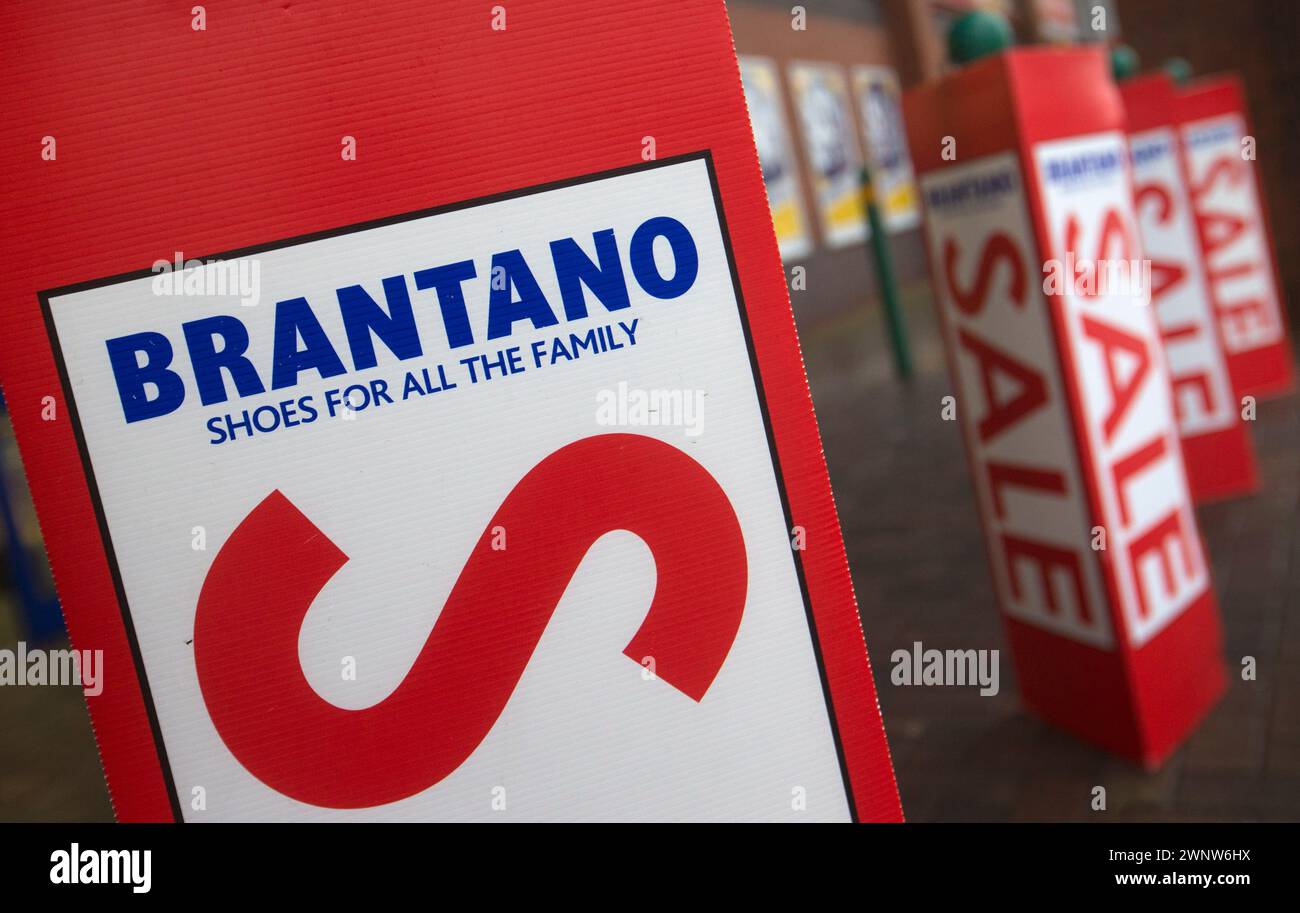 22/01/16 Brantano store a Uttoxeter, Staffordshire, oggi. Il rivenditore di scarpe scontate Brantano è entrato nell'amministrazione. Foto Stock