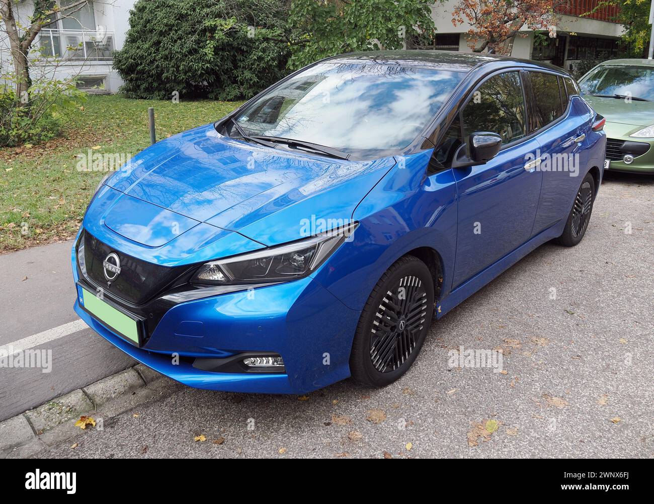 Nissan Leaf, auto compatta alimentata a batteria elettrica, Ungheria, Magyarország, Europa Foto Stock