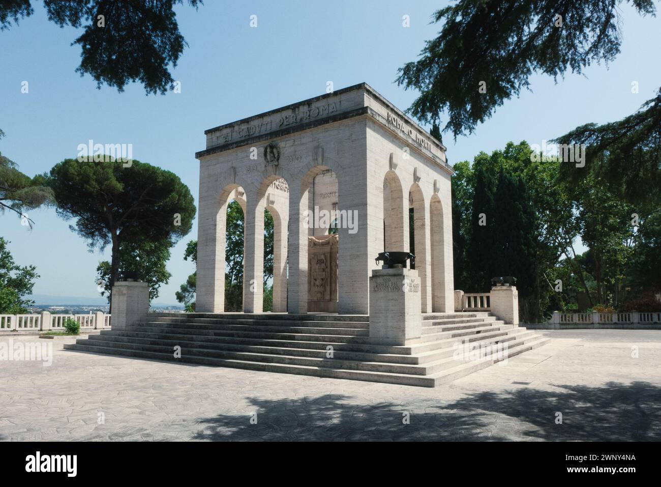 Il Mausoleo Ossario Garibaldino nel quartiere Trastevere di Roma ospita i resti di coloro che caddero nelle battaglie per Roma nel XIX secolo. Foto Stock