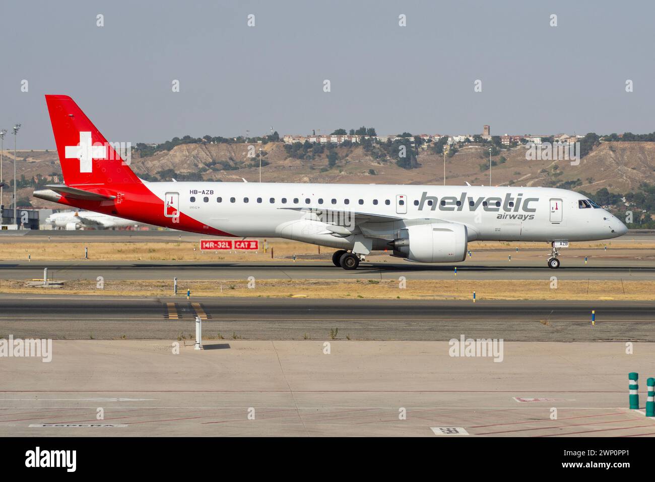 Embraer 195 aereo di linea della compagnia aerea Helvetic Airways Foto Stock