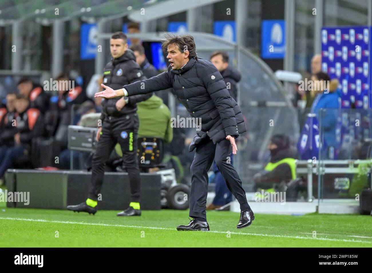 Milano, Italia. 4 marzo 2024. L'allenatore Simone Inzaghi dell'Inter milanese visto durante la partita di serie A tra Inter e Genova a Giuseppe Meazza a Milano. (Foto: Gonzales Photo - Tommaso Fimiano). Foto Stock