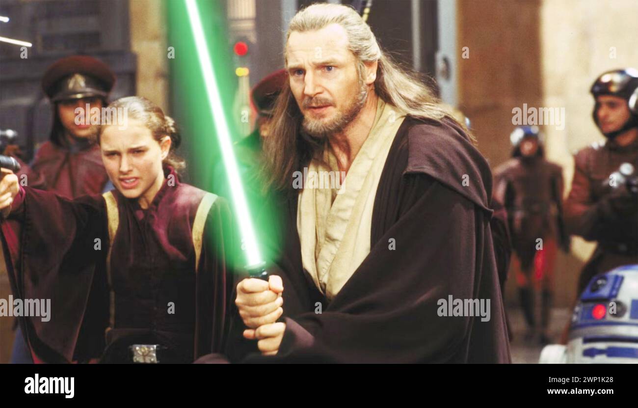 STAR WARS: EPISODIO 1 - THE PHANTOM MENACE 1999 20th Century Fox film con Liam Neeson nel ruolo del Maestro Jedi qui-Gon Jinn Foto Stock