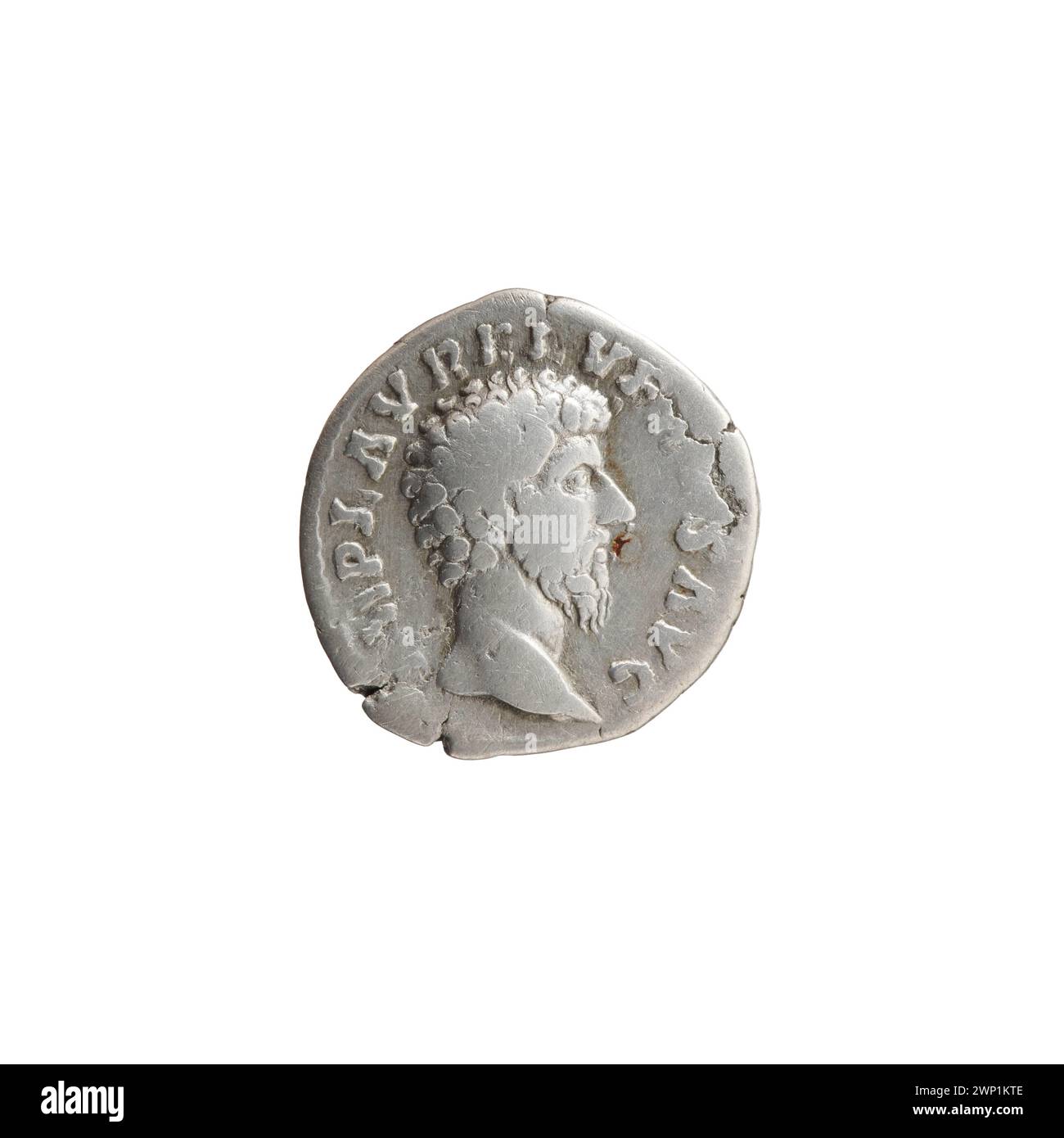 Denario emesso durante il regno dell'imperatore romano Lucio vero, che regnò dal 161 al 169 d.C., raffigurante immagini imperiali standard del periodo. Foto Stock