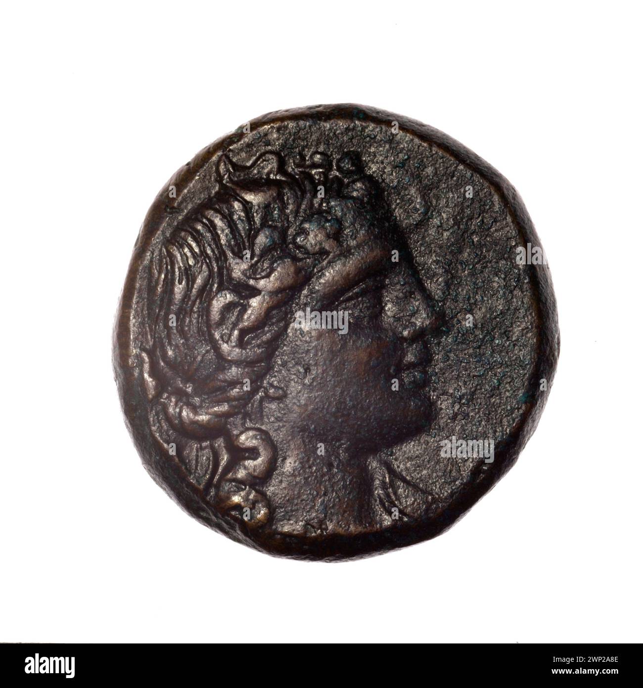 Moneta marrone Pantikapaion, fine II-i secolo a.C., con testa di Dioniso, archi, gorytos e armamento militare; conservato nella collezione di Terlecki con provenienza. Foto Stock