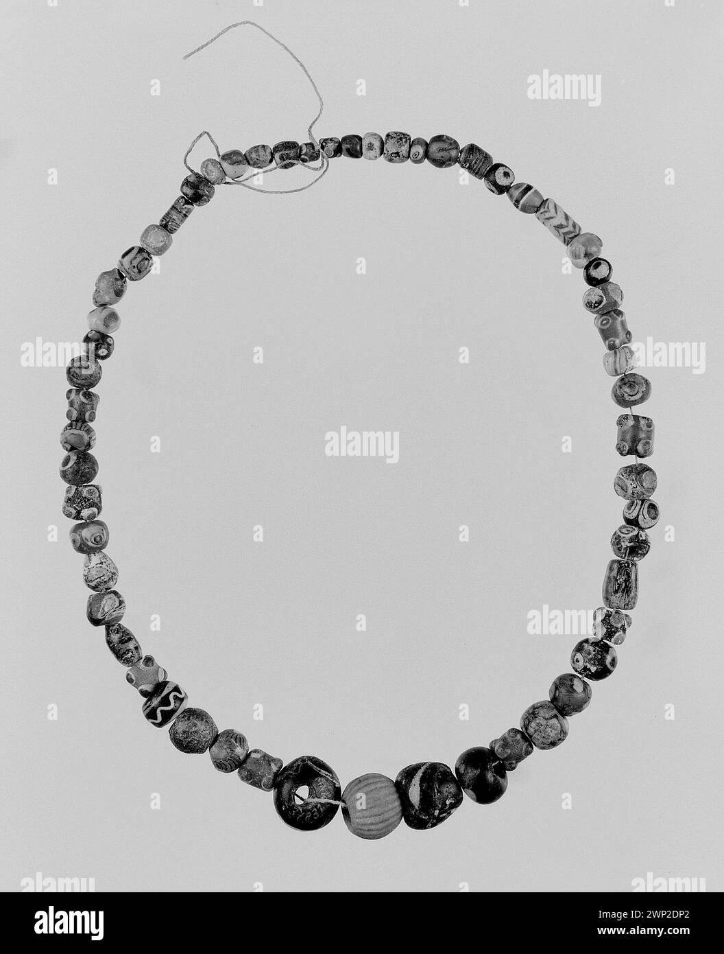 Collana del vi-IV secolo a.C., parte della Collezione d'Arte Antica di Piątkowski A, che rappresenta l'artigianato gioielliero del periodo. Foto Stock