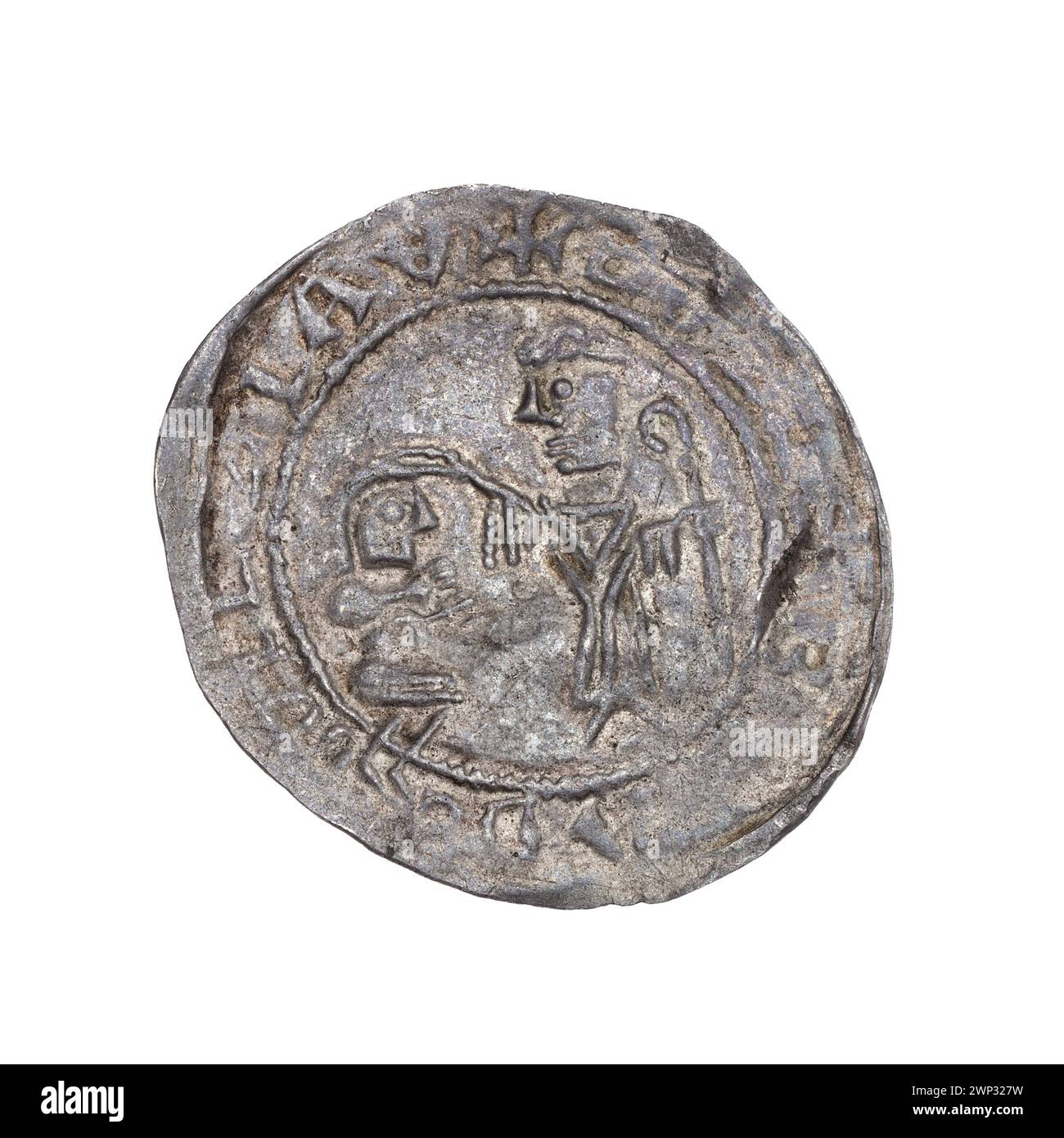 Brakteat; Boles Aw III Krzywousty (KSI polacco; 1107-1138); 1135-1138 (1135-00-00-1138-00-00); Bolesław III Krzywousty (Principe di Polonia - 1086-1138), Bolesław III Krzywousty (Principe di Polonia - 1086-1138) - iconografia, Wojciech (Saint - ca. 956-997), vescovo (iconogr.), vescovi, gesto di cura (iconogr .), klęczący książę (ikonogr.), męczennicy, pastorał, pastorał (ikonogr.), romański (stilo), szata liturgiczna (ikonogr.), szaty liturgiczne, średniowiecze (epoka) Foto Stock