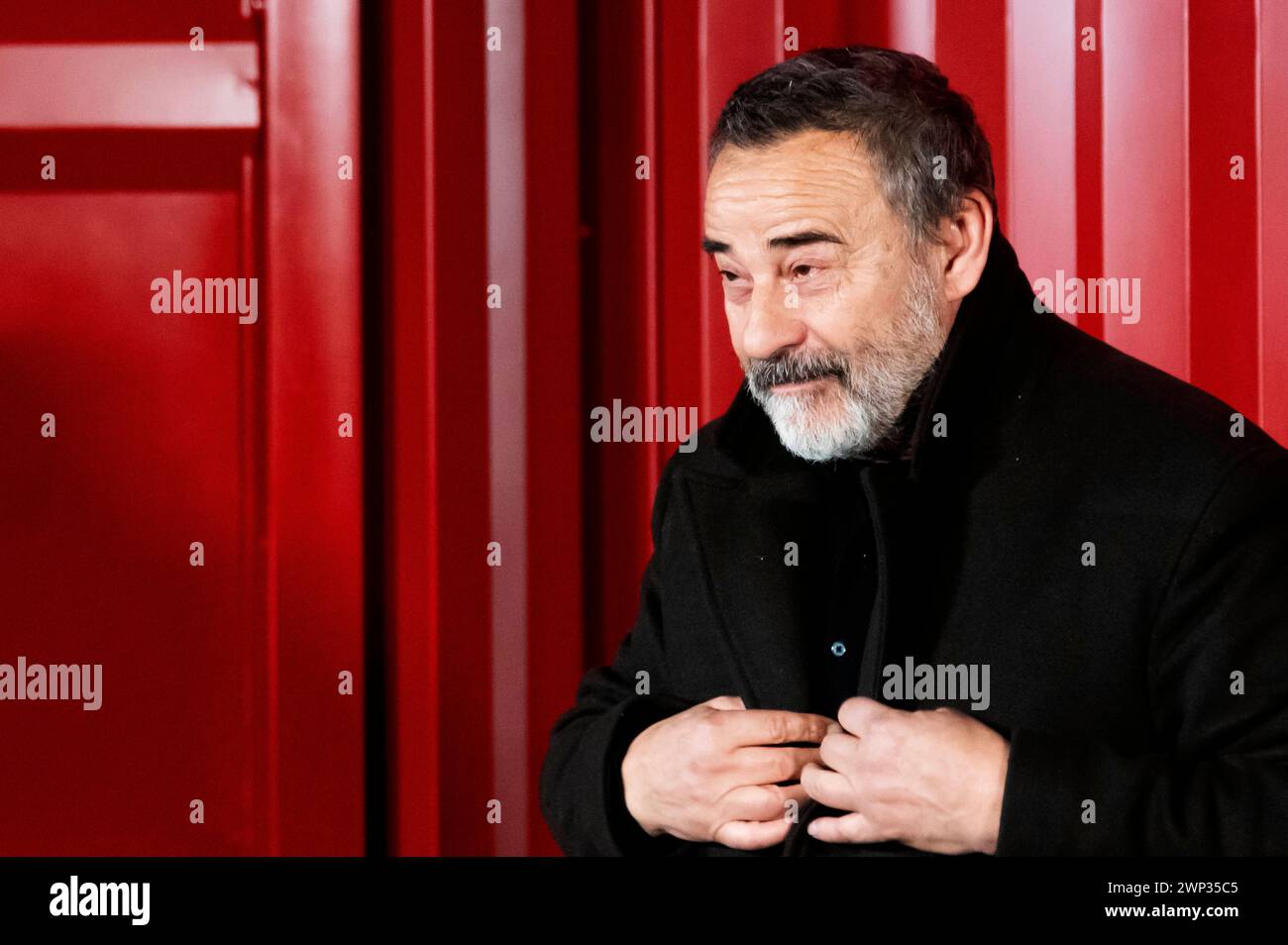 Eduard Fernandez beim Photocall zur Netflix-serie mano de hierro / MIT eiserner Hand / Iron Reign im Hotel Thompson. Madrid, 05.03.2024 *** Eduard Fernandez al photocall per la serie Netflix mano de hierro con una mano di ferro Regno di ferro presso l'Hotel Thompson Madrid, 05 03 2024 foto:xDyDxFotografosx/xFuturexImagex mano 4319 Foto Stock