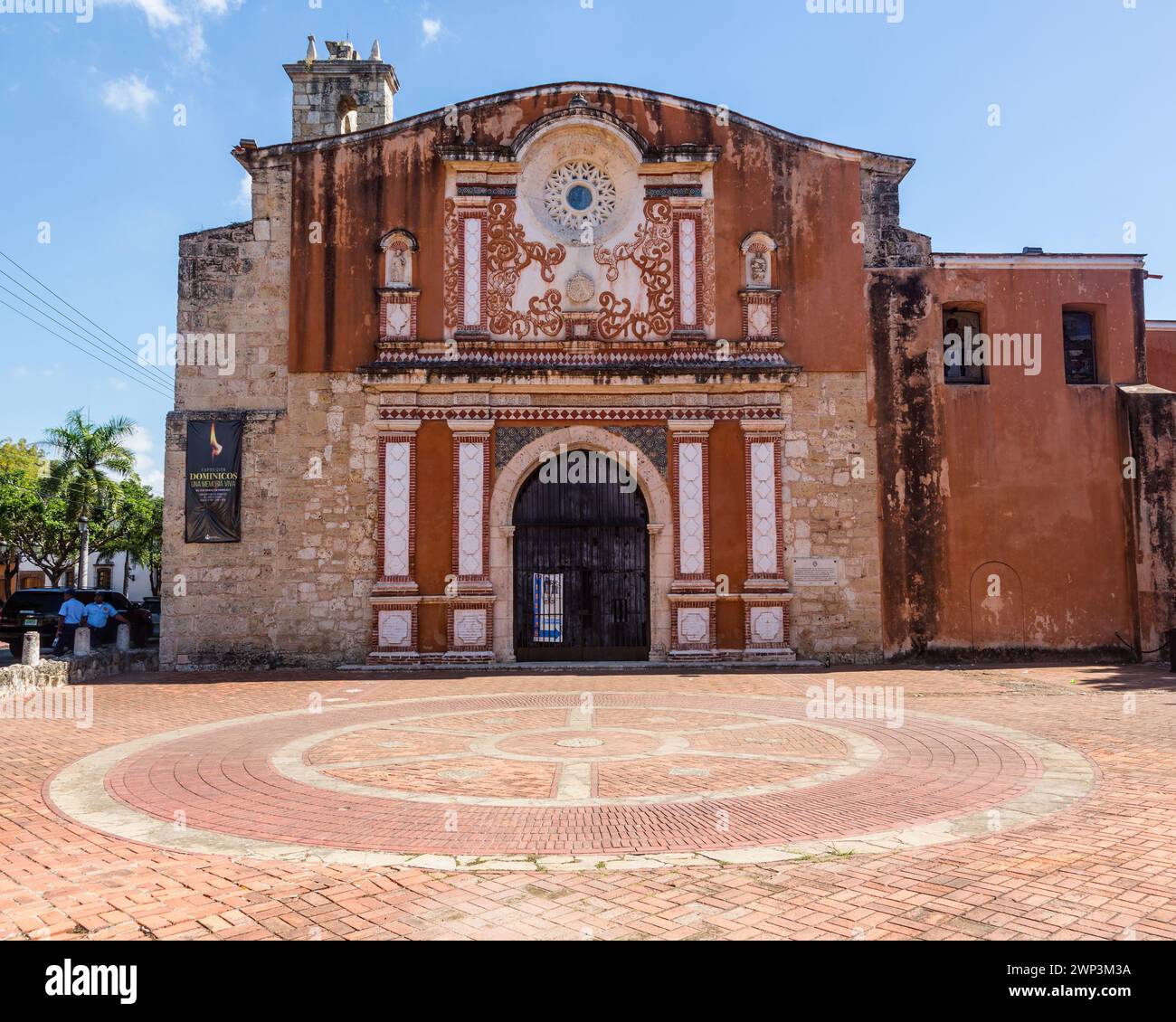 La Chiesa Imperiale e il Convento di San Domenico nella vecchia città coloniale di Santo Domingo, Repubblica Dominicana, completato nel 1535 d.C. UNESCO World H Foto Stock