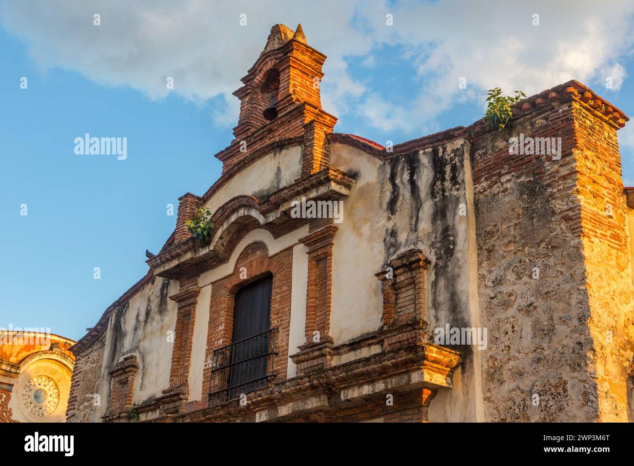 Cappella Dominicana del terzo ordine nella vecchia città coloniale di Santo Domingo, Repubblica Dominicana. Fu costruito negli anni '1700 come parte dell'Impe Foto Stock