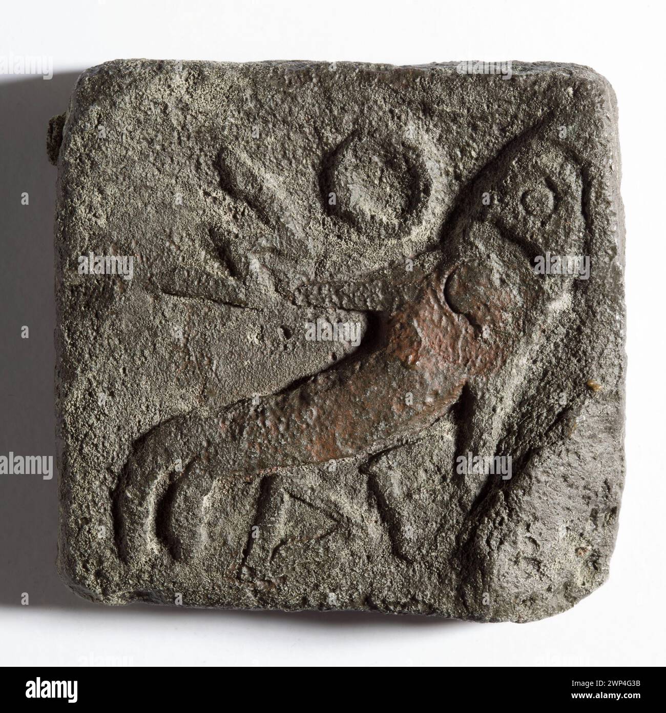 Vaso in ceramica della seconda metà del IV secolo a.C., parte della collezione Gołuchów, che illustra l'artigianato classico e la cultura materiale storica. Foto Stock