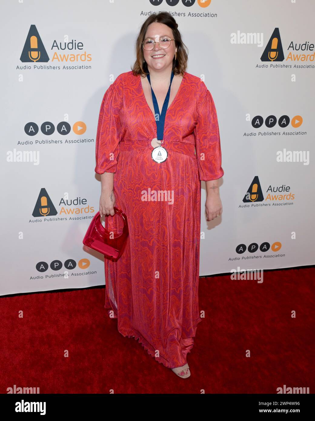 4 marzo 2024, Hollywood, California, Stati Uniti: Katie Robinson partecipa agli Audie Awards 2024. (Credit Image: © Billy Bennight/ZUMA Press Wire) SOLO PER USO EDITORIALE! Non per USO commerciale! Foto Stock