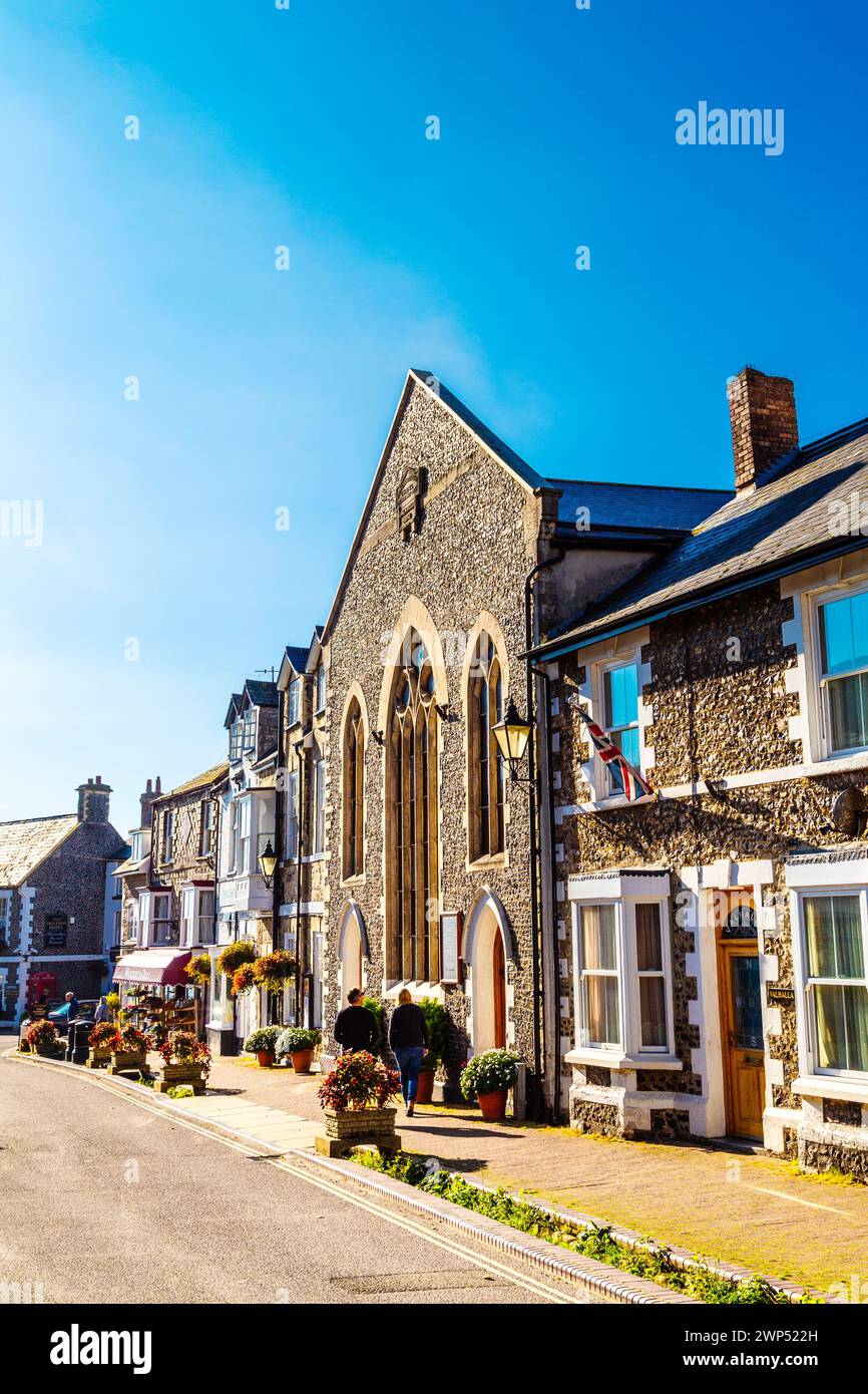 Esterno della Beer Congregational Church in Fore Street, nella città costiera di Beer, Devon, Jurassic Coast, Regno Unito Foto Stock