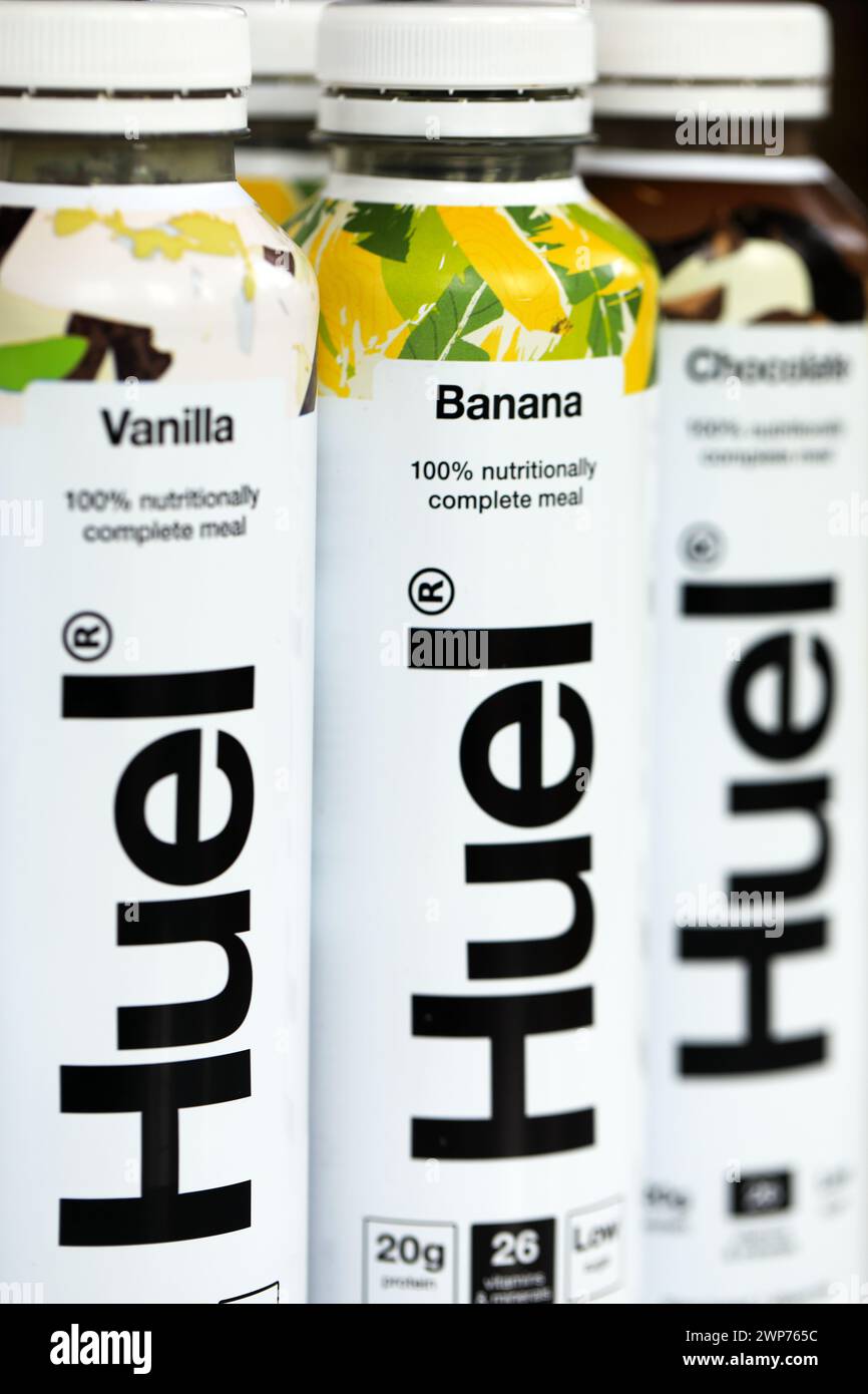 Frullati sostitutivi Huel, che sono pasti completi al 100% dal punto di vista nutrizionale Foto Stock