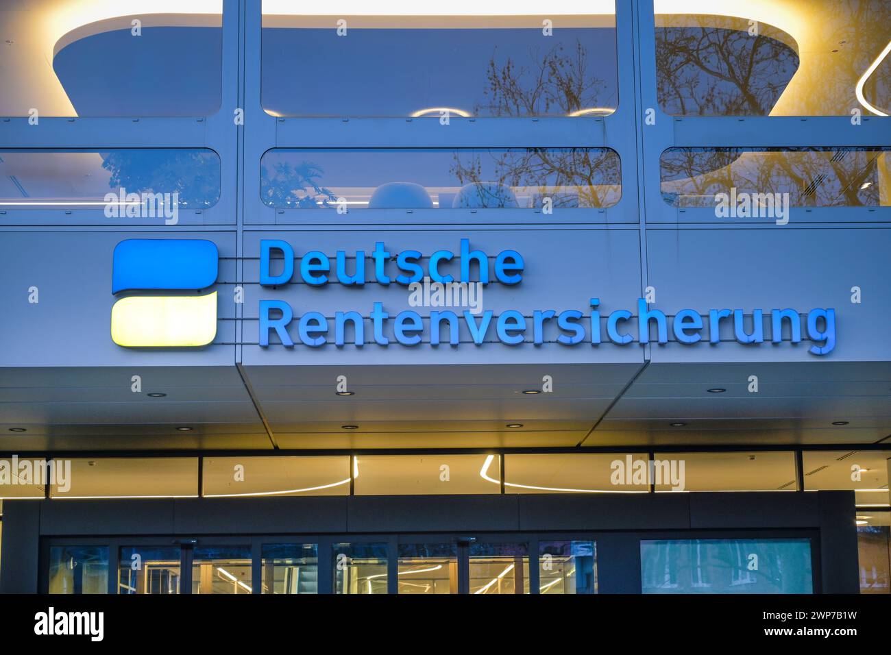 Deutsche Rentenversicherung, Hohenzollerndamm, Wilmersdorf, Berlino, Deutschland Foto Stock