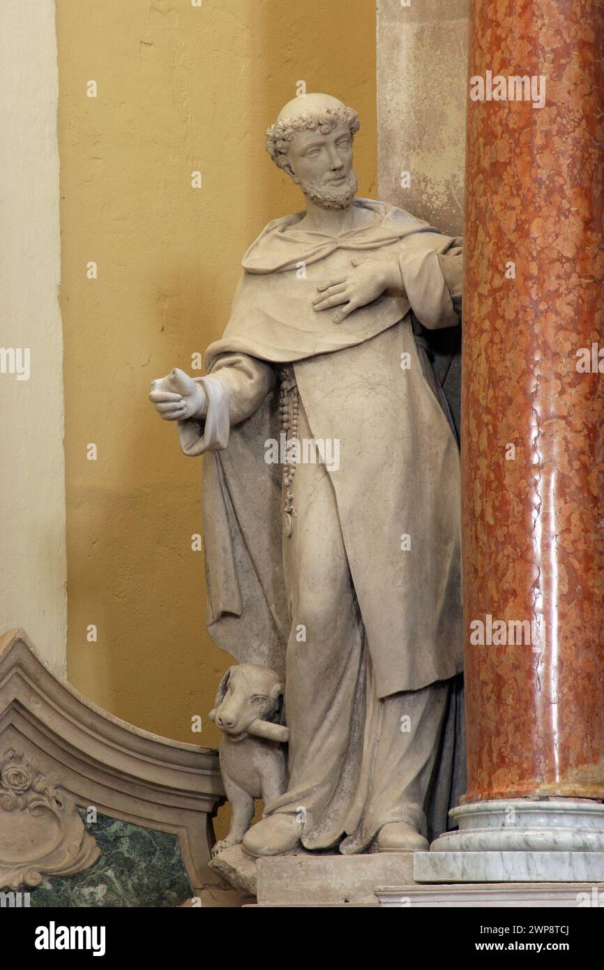 St Domenico, statua sull'altare della Madonna del Rosario nella chiesa parrocchiale di San Sylvester Pope a Kanfanar, Croazia Foto Stock